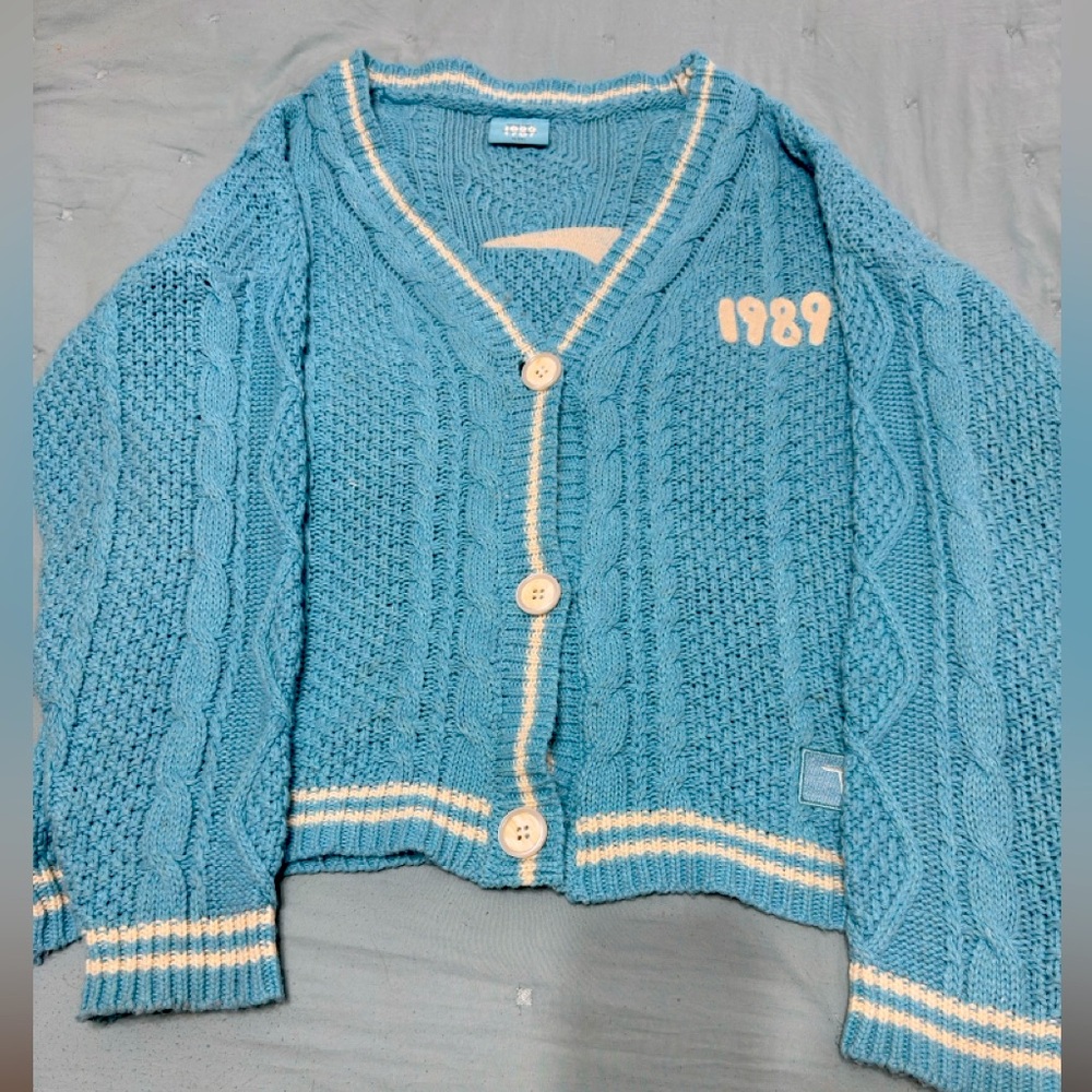 Authentic Taylor Swift 1989 Cardigan